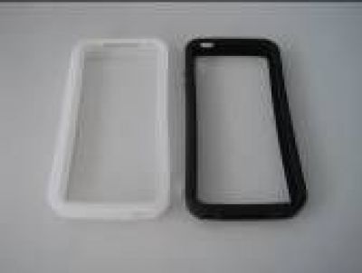 iPhone 4S Silicon Bumper (9 Farben)
